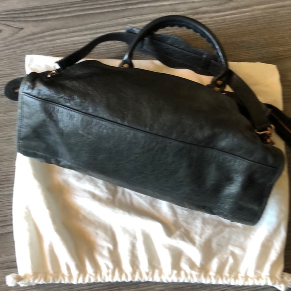 Balenciaga Agneau Classic Hardware Medium City bag - Picture 6 of 11
